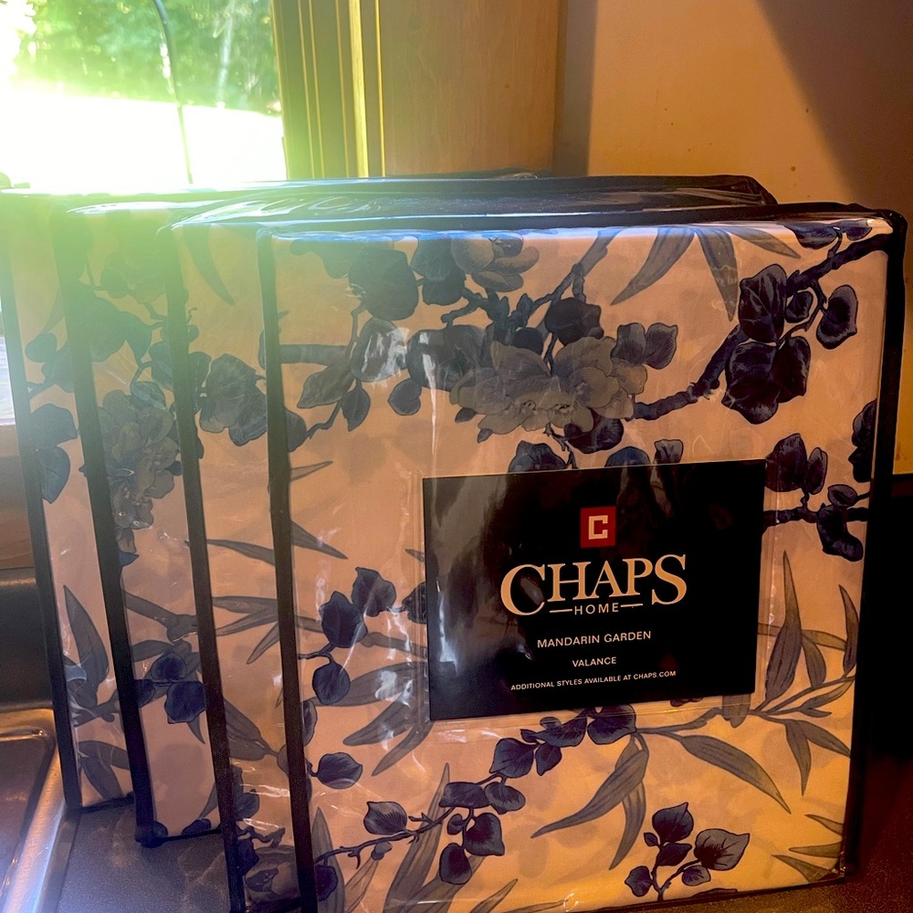 Lot of 4 CHAPS HOME Mandarin Garden Valances